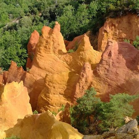 Logement D'Exception Pres Du Colorado Provencal Dans Une Residence Au Calme Avec Piscine Offrant Une Vue Imprenable Sur Le Luberon Depuis Sa Terrasse Viens Exteriér fotografie